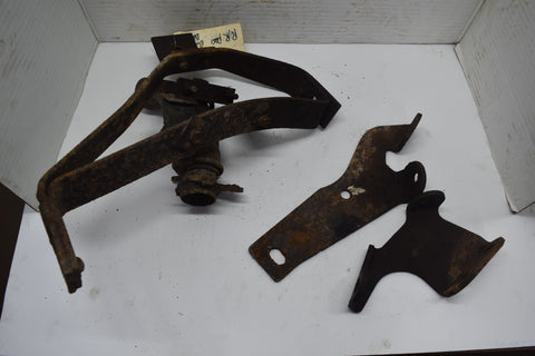 1958 1959 1960 Ford Thunderbird Rear Passenger Right Bumper Brackets 58 59 60