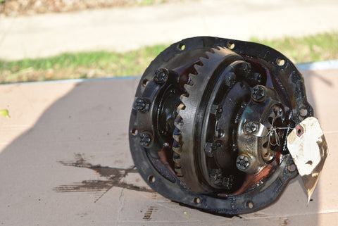 65 71 Ford Mustang 8" Rear Differential Third Member Pig 3.00 28 Spline 8 Inch