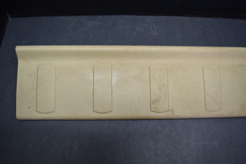 2009 FORD F250 F-250 REAR DOOR SILL SCUFF PLATE RIGHT PASSENGER 2008 - 2010