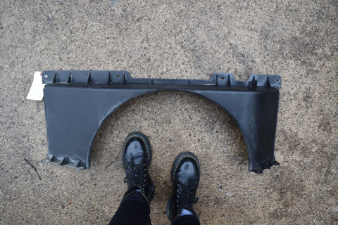 2001 2004 Chevy Silverado Duramax 6.6L Diesel 4x4 Fan Shroud Upper 01 02 03 04