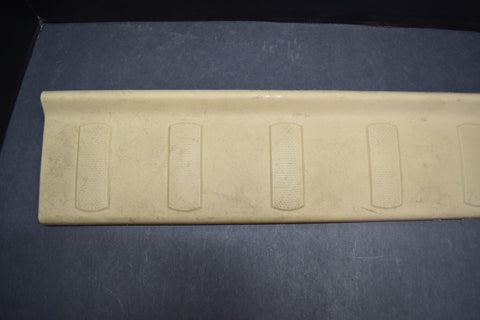 2009 FORD F250 F-250 REAR DOOR SILL SCUFF PLATE LEFT DRIVER 2008 - 2010