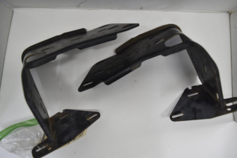 1983 1986 FORD MUSTANG CONVERTIBLE TOP FRAME SUPPORT BRACKET PAIR 83 84 85 86