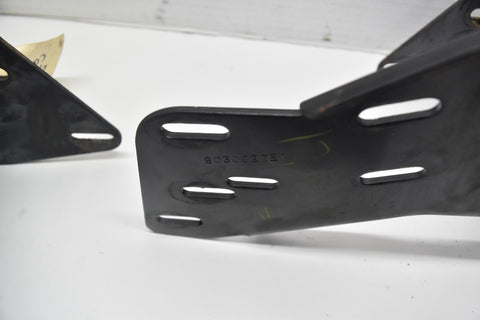 1983 1986 FORD MUSTANG CONVERTIBLE TOP FRAME SUPPORT BRACKET PAIR 83 84 85 86