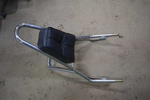 1980 UNIVERSAL BACK REST AND RACK WITH PAD SISSY BAR LUGGAGE 80 VINTAGE
