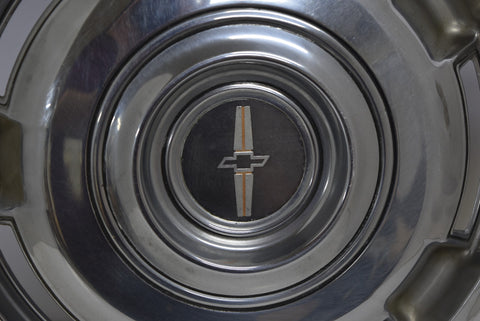 1965 65 Chevrolet 14" Wheel Hub Cap Chevy Corvair Monza OEM