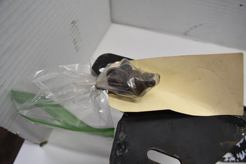 1983 1986 FORD MUSTANG CONVERTIBLE TOP FRAME SUPPORT BRACKET PAIR 83 84 85 86