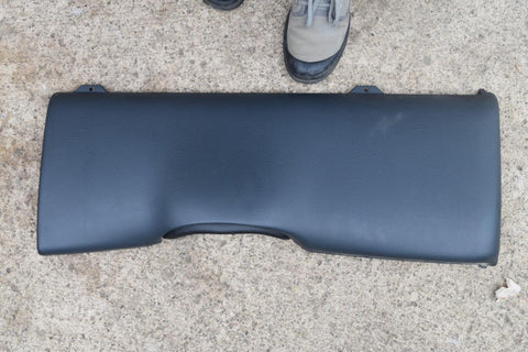 2000 2001 2002 Chevrolet Silverado 2500 Duramax Knee Bolster Filler Panel Gray