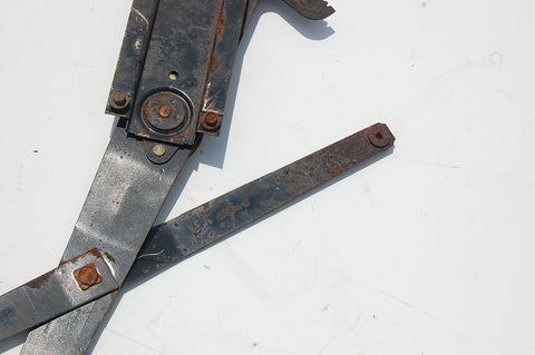 1969 1970 Mustang Shelby Boss Cougar XR7 Passenger Door Window Glass Regulator