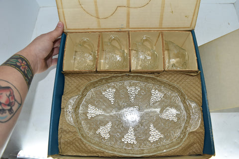 1950's Anchor Hocking Serva-Snack Complete Set 8 Pieces Clear Glassware Trays