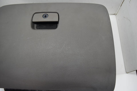 2005 2007 2009 CHEVROLET TRAILBLAZER GLOVE BOX DOOR ASSEMBLY GRAY 05 06 07 08 09
