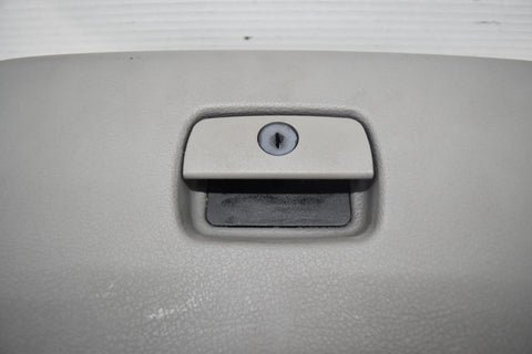 2005 2007 2009 CHEVROLET TRAILBLAZER GLOVE BOX DOOR ASSEMBLY GRAY 05 06 07 08 09