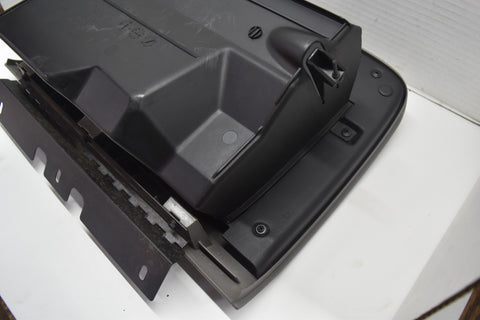 2005 2007 2009 CHEVROLET TRAILBLAZER GLOVE BOX DOOR ASSEMBLY GRAY 05 06 07 08 09