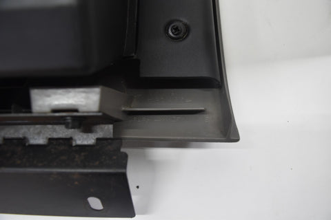 2005 2007 2009 CHEVROLET TRAILBLAZER GLOVE BOX DOOR ASSEMBLY GRAY 05 06 07 08 09