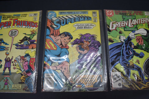 VINTAGE DC COMIC BOOK LOT SUPERMAN SUPER FRIENDS GREEN LANTERN KILOWOG BATMAN