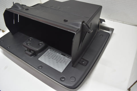 2005 2007 2009 CHEVROLET TRAILBLAZER GLOVE BOX DOOR ASSEMBLY GRAY 05 06 07 08 09
