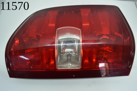 2007 2013 CHEVROLET CHEVY SILVERADO 1500 TAIL LIGHT LAMP PASSENGER RIGHT 07 08
