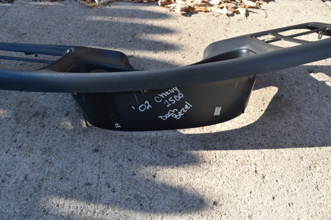 1999 - 2006 CHEVROLET SILVERADO TAHOE GMC SIERRA DASH CLUSTER TRIM BEZEL