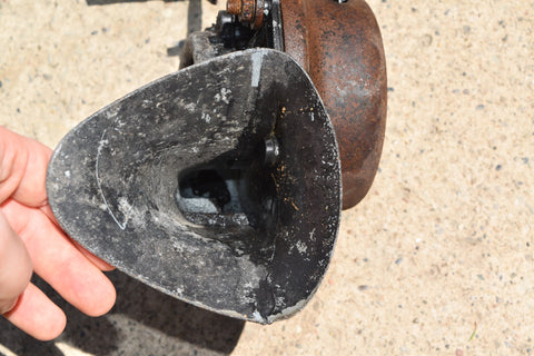 1964 Ford Galaxie 500 Hi Lo Horns Brackets Horn Honk Pair Set Untested 64