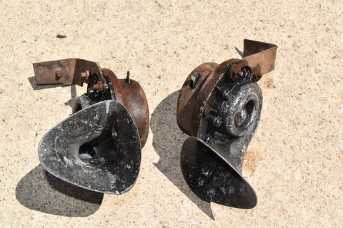 1964 Ford Galaxie 500 Hi Lo Horns Brackets Horn Honk Pair Set Untested 64