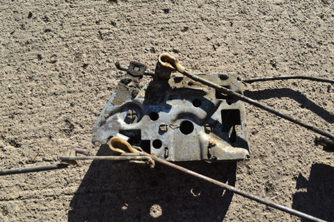 1979 1993 FORD MUSTANG LATCH MECHANISM ASSEMBLY HANDLE PASSENGER RIGHT 83 84 85