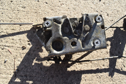 1979 1993 FORD MUSTANG LATCH MECHANISM ASSEMBLY HANDLE PASSENGER RIGHT 83 84 85