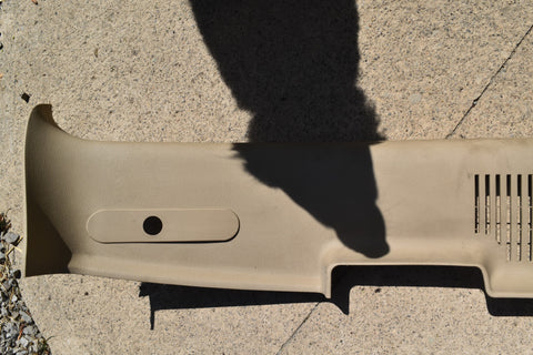 2009 F250 DRIVER REAR CORNER PILLAR TRIM 8C34 2527 8D12 ALW 2008 - 2010