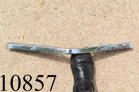 1968 Oldsmobile Cutlass Hood Lip Trim Center Middle Nose V Front Olds 68
