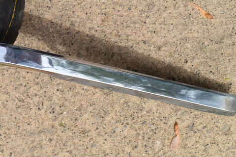 1968 Oldsmobile Cutlass Hood Lip Trim Center Middle Nose V Front Olds 68