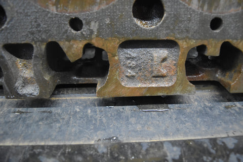 1975 1976 1977 1978 CHEVROLET 305 SBC CYLINDER HEAD 354434 75 76 77 78