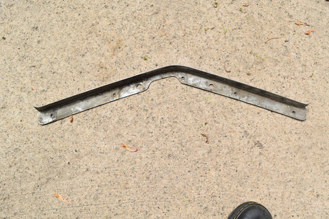 1968 Oldsmobile Cutlass Hood Lip Trim Center Middle Nose V Front Olds 68