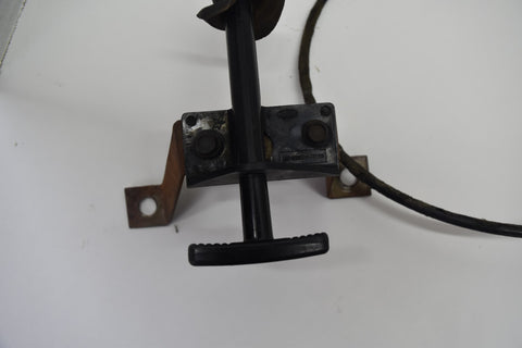 1983 1993 FORD MUSTANG GAS HOOD RELEASE CABLE PULL HANDLE 84 85 86 87 88 89