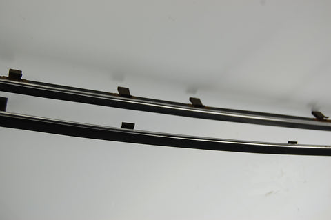 1963 2-door Pontiac Catalina Front Windows Molding and Seal