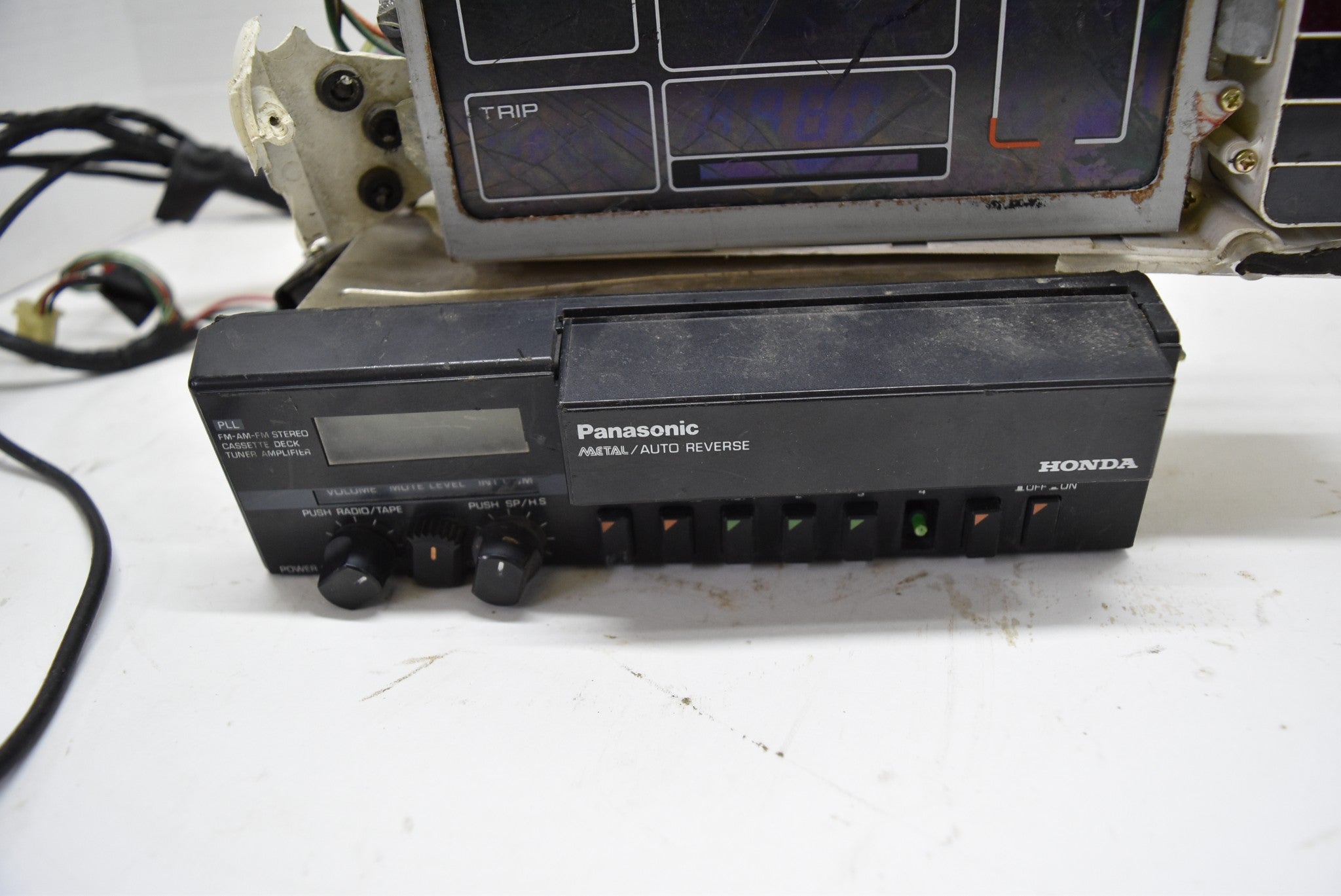 1986 HONDA GOLDWING GL1200 RADIO DASH CLUSTER WIRES INSTRUMENT GAUGE P