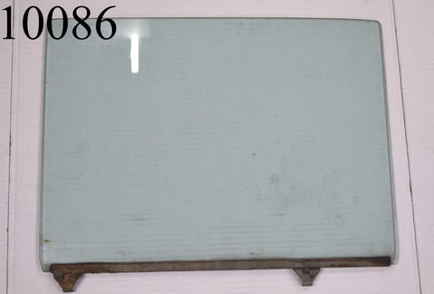 1958 Cadillac Series 75 Limo Fleetwood Front Left Driver Door Glass 58