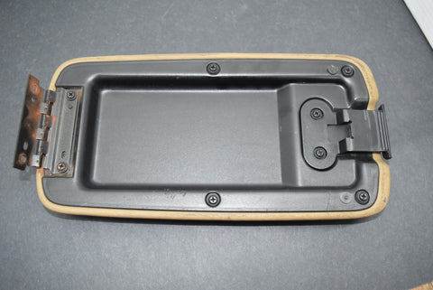 1997 2001 Jeep Cherokee Center Console Arm Rest Lid Hinge Tan 97 98 99 01 00