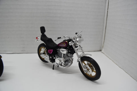 1/18TH SCALE BIKE-NI MOTORCYCLE MODELS MAISTO HONDA BMW R1200 SHADOW VALKYRIE