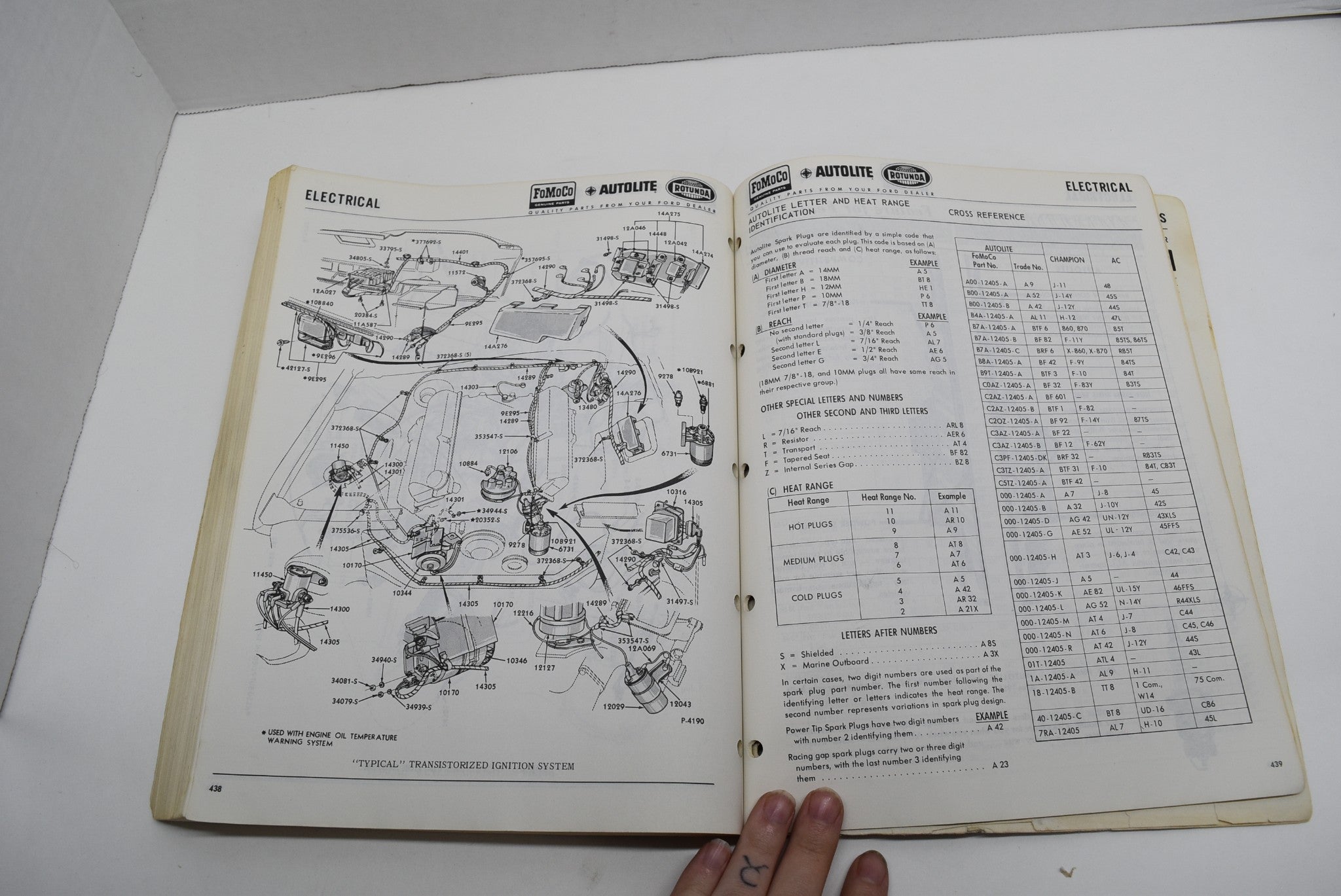 1967 Ford FOMOCO Autolite Ready Reference Catalog Parts & Accessories