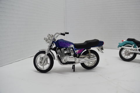 1/18TH SCALE BIKE-NI MOTORCYCLE MODELS MAISTO HONDA BMW R1200 SHADOW VALKYRIE