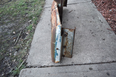 1947 1953 GMC TRUCK FRONT GRILLE GRILL CENTER SECTION 47 48 49 50 51 52 53