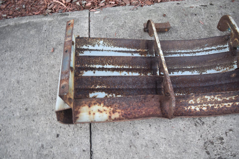 1947 1953 GMC TRUCK FRONT GRILLE GRILL CENTER SECTION 47 48 49 50 51 52 53