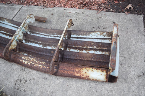 1947 1953 GMC TRUCK FRONT GRILLE GRILL CENTER SECTION 47 48 49 50 51 52 53