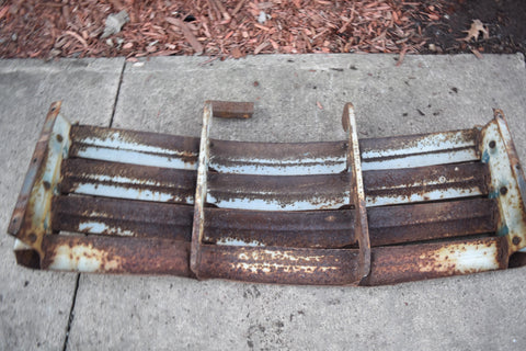 1947 1953 GMC TRUCK FRONT GRILLE GRILL CENTER SECTION 47 48 49 50 51 52 53