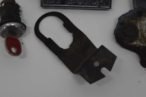 1969 Buick GS Gran Sport Skylark Trunk Lock Flipper Assembly Cover Badge Trim 69