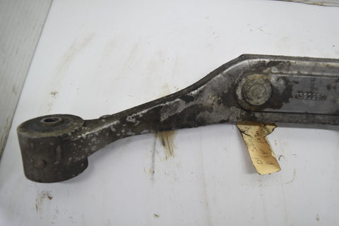 1999 2006 Chevrolet Silverado Front Diff Carrier Mount Bracket 99 00 01 02 03