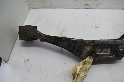 1999 2006 Chevrolet Silverado Front Diff Carrier Mount Bracket 99 00 01 02 03