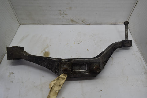 1999 2006 Chevrolet Silverado Front Diff Carrier Mount Bracket 99 00 01 02 03