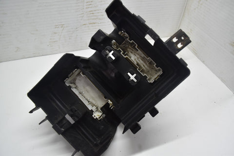 2007 2008 2009 Chevrolet Equinox Main Fuse Box Bracket Assembly 07 08 09