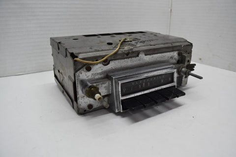 VINTAGE OLDSMOBILE DELCO RADIO OLDS 442 7289350 NOT TESTED