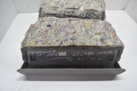 2007 2008 2009 Chevrolet Equinox Rear Quarter Trim Storage Bin 07 08 09