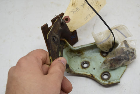 1968 1969 Ford Torino Ranchero Thunderbird Cougar RIGHT Upper Door Hinge 68 69